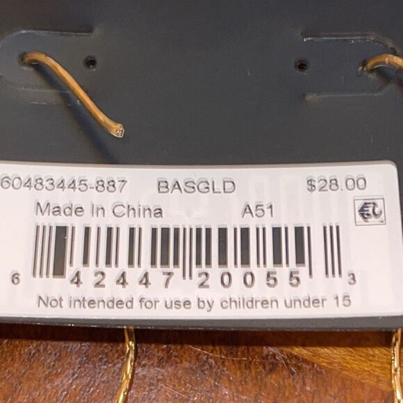 NWT DKNY 4” long gold tone crystal fabric flower earrings - Picture 5 of 5